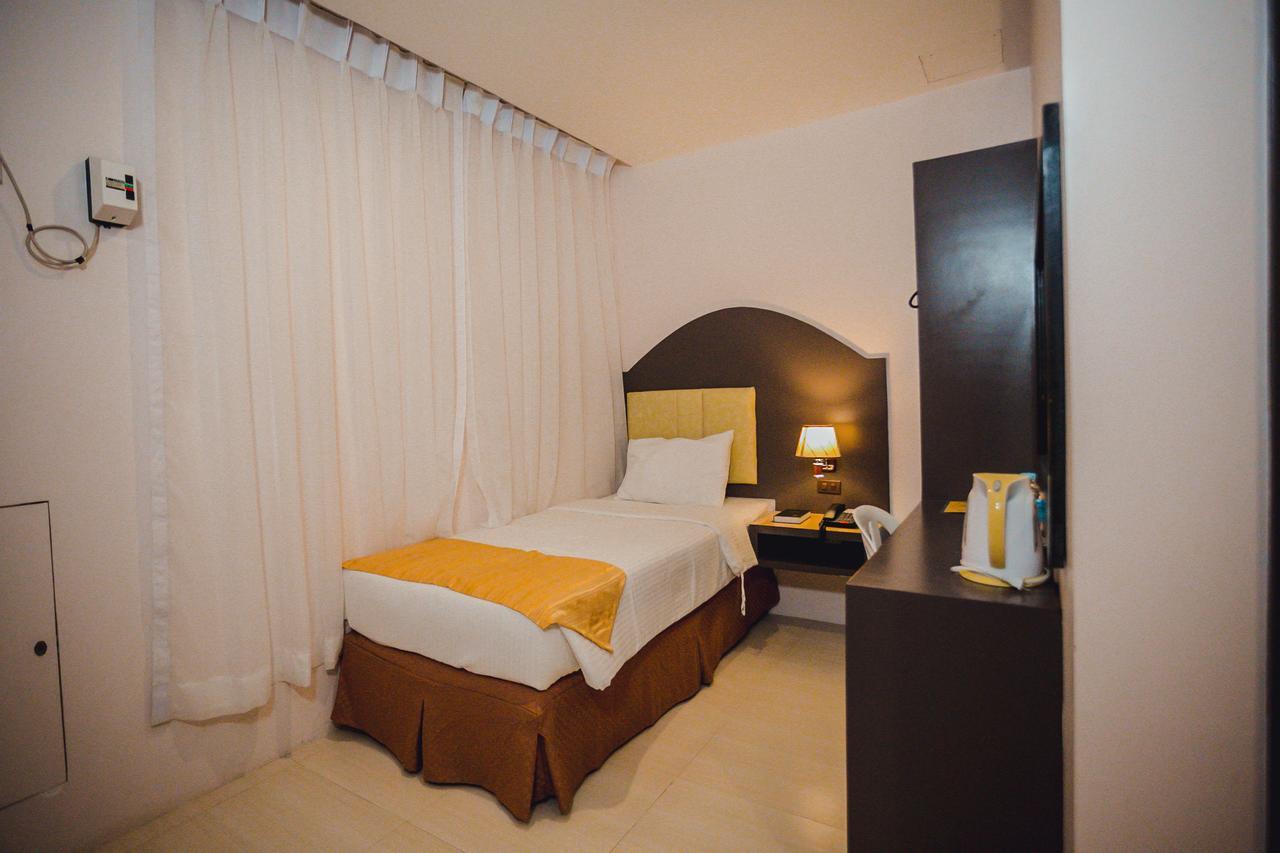 Butuan Grand Palace Hotel Butuan City Экстерьер фото