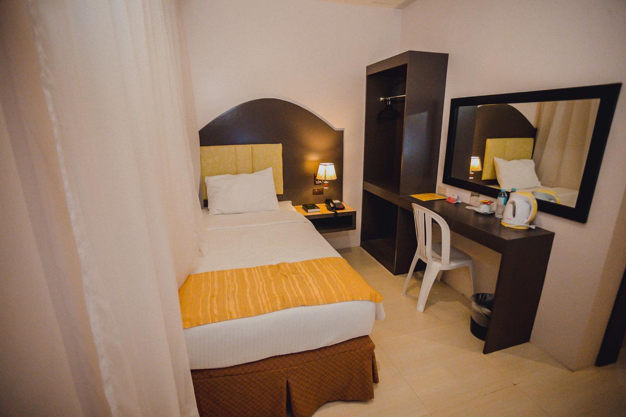 Butuan Grand Palace Hotel Butuan City Экстерьер фото
